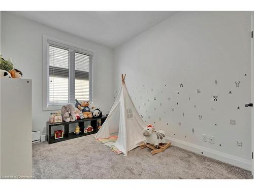 207 Gibbons Street, Waterford, ON - Indoor Photo Showing Other Room