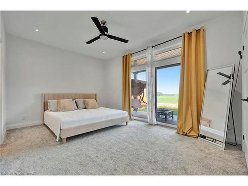 207 Gibbons Street, Waterford, ON - Indoor Photo Showing Bedroom