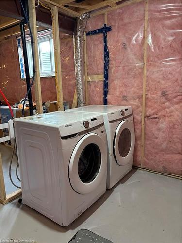 207 Gibbons Street, Waterford, ON - Indoor Photo Showing Laundry Room