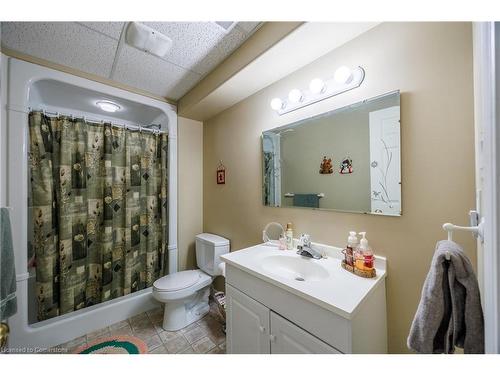 103 Upper Canada Drive, Port Rowan, ON - Indoor Photo Showing Bathroom