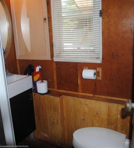 303 Erie Boulevard, Long Point, ON - Indoor Photo Showing Bathroom