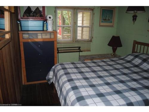 303 Erie Boulevard, Long Point, ON - Indoor Photo Showing Bedroom