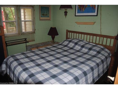 303 Erie Boulevard, Long Point, ON - Indoor Photo Showing Bedroom