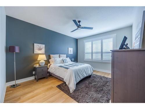 10 Hare Street, Waterford, ON - Indoor Photo Showing Bedroom