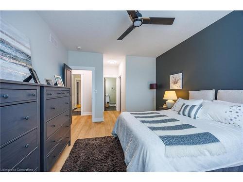 10 Hare Street, Waterford, ON - Indoor Photo Showing Bedroom