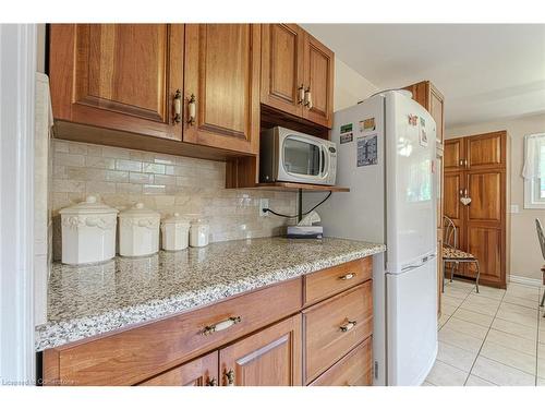 126 Mccall Crescent, Simcoe, ON - Indoor Photo Showing Kitchen