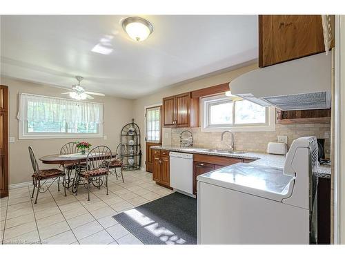 126 Mccall Crescent, Simcoe, ON - Indoor Photo Showing Dining Room