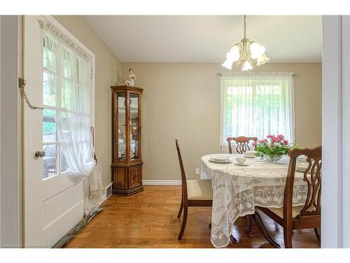 126 Mccall Crescent, Simcoe, ON - Indoor Photo Showing Dining Room