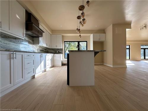 68 Hamilton Plank Rd, Port Dover, ON - Indoor Photo Showing Kitchen