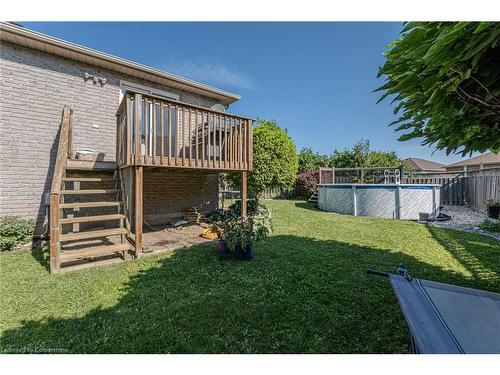 16 Gaal Court, Brantford, ON - Outdoor