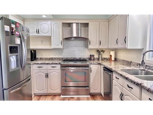 852 Concession 11 Walpole, Hagersville, ON - Indoor Photo Showing Kitchen With Double Sink With Upgraded Kitchen