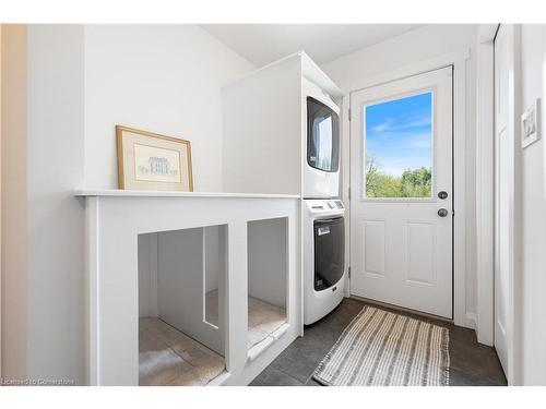 341 Concession 12 Road, Waterford, ON - Indoor Photo Showing Laundry Room