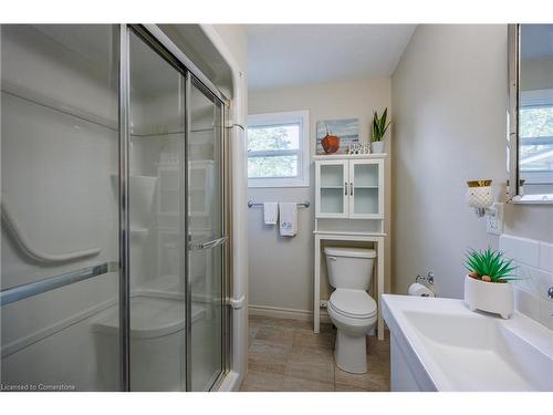 21 Lakeview Avenue, Port Dover, ON - Indoor Photo Showing Bathroom