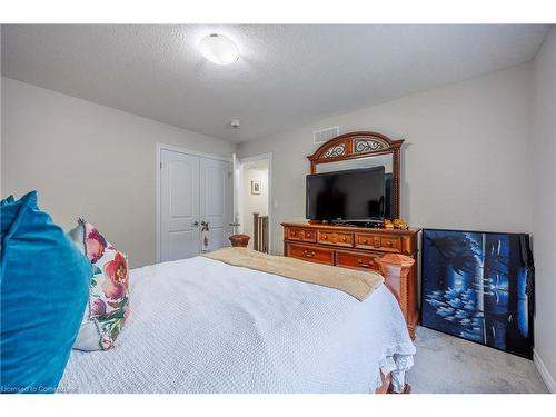 209 Woodway Trail, Simcoe, ON - Indoor Photo Showing Bedroom