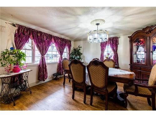 79 Sovereign Street W, Waterford, ON - Indoor Photo Showing Dining Room