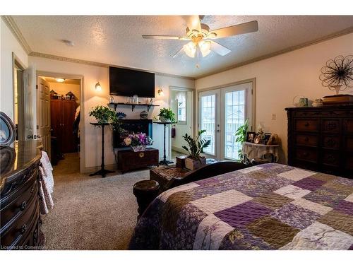 79 Sovereign Street W, Waterford, ON - Indoor Photo Showing Bedroom