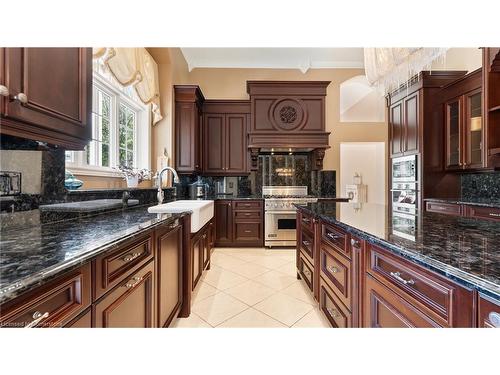 224 Hillcrest Road, Simcoe, ON - Indoor Photo Showing Kitchen