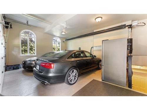 224 Hillcrest Road, Simcoe, ON - Indoor Photo Showing Garage