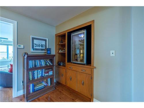 42 Wolven Street, Port Rowan, ON - Indoor Photo Showing Other Room