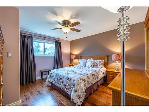 42 Wolven Street, Port Rowan, ON - Indoor Photo Showing Bedroom