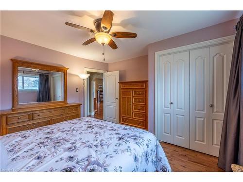 42 Wolven Street, Port Rowan, ON - Indoor Photo Showing Bedroom