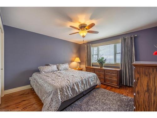 42 Wolven Street, Port Rowan, ON - Indoor Photo Showing Bedroom