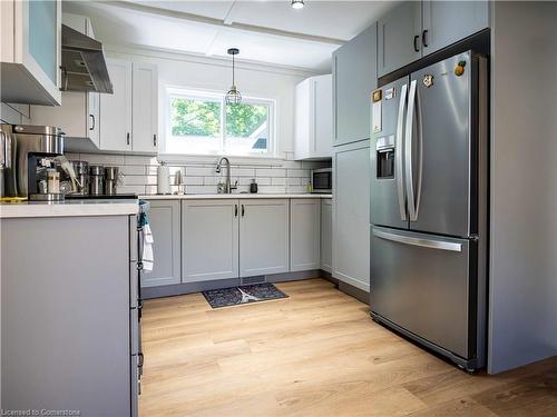 210 Chapman Street W, Port Dover, ON - Indoor Photo Showing Kitchen