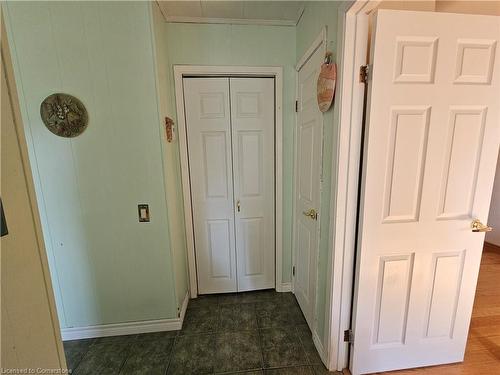 7 Chestnut Street, Port Rowan, ON - Indoor Photo Showing Other Room