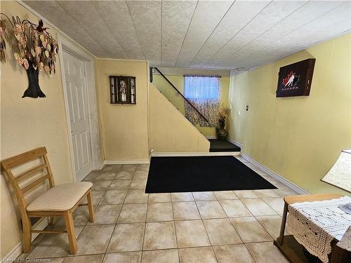 7 Chestnut Street, Port Rowan, ON - Indoor Photo Showing Other Room