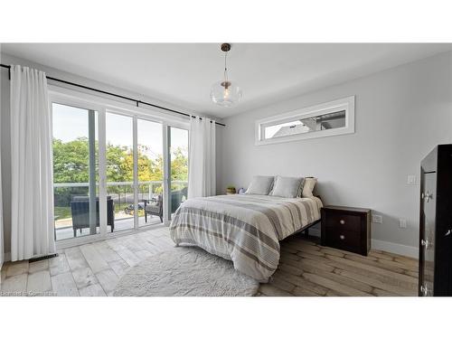 21-80 New Lakeshore Road, Port Dover, ON - Indoor Photo Showing Bedroom