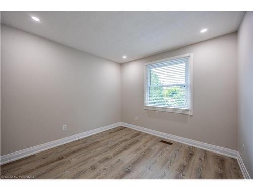 7 Judd Drive, Simcoe, ON - Indoor Photo Showing Other Room