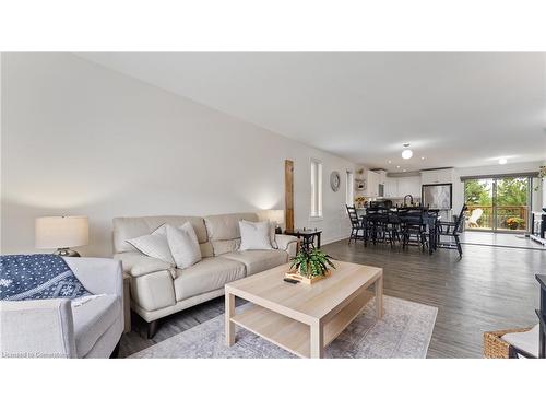 59 Driftwood Drive, Simcoe, ON - Indoor Photo Showing Living Room