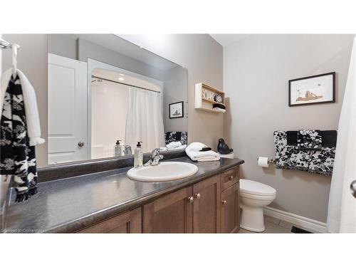 59 Driftwood Drive, Simcoe, ON - Indoor Photo Showing Bathroom