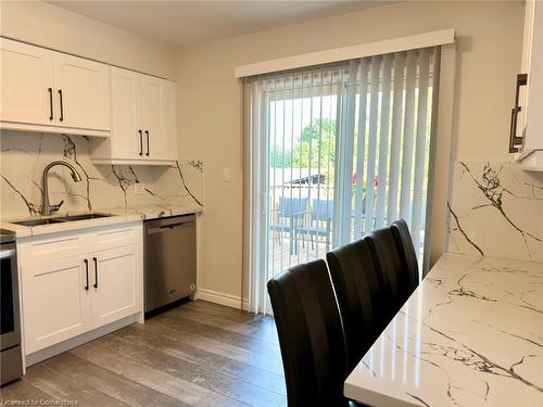 271 College St W, Waterford, ON - Indoor Photo Showing Kitchen With Double Sink