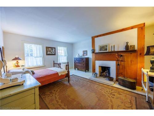 16 Erieus Street, Port Burwell, ON - Indoor With Fireplace