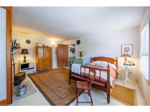 16 Erieus Street, Port Burwell, ON - Indoor Photo Showing Bedroom