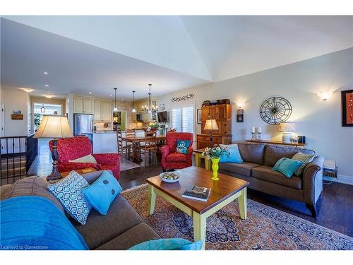 23 Schooner Drive, Port Dover, ON - Indoor Photo Showing Living Room