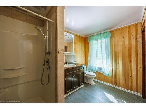 805 Main St, Port Dover, ON - Indoor Photo Showing Bathroom