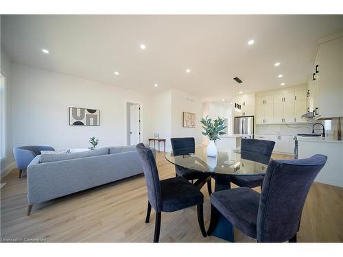 57 Pike Creek Drive, Cayuga, ON - Indoor Photo Showing Dining Room