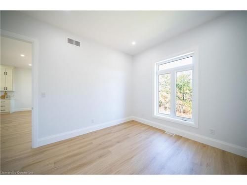 57 Pike Creek Drive, Cayuga, ON - Indoor Photo Showing Other Room