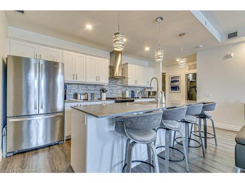 14-38 Harbour Street Street, Port Dover, ON - Indoor Photo Showing Kitchen With Upgraded Kitchen