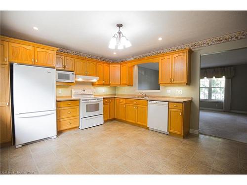 11 Schneider Drive, Port Dover, ON - Indoor Photo Showing Kitchen