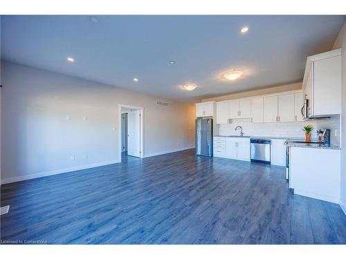 8 Brookfield Lane, Simcoe, ON - Indoor Photo Showing Kitchen