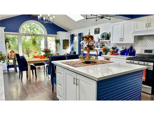 30 Woodfield Avenue, Townsend, ON - Indoor Photo Showing Kitchen