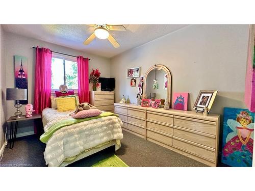 30 Woodfield Avenue, Townsend, ON - Indoor Photo Showing Bedroom