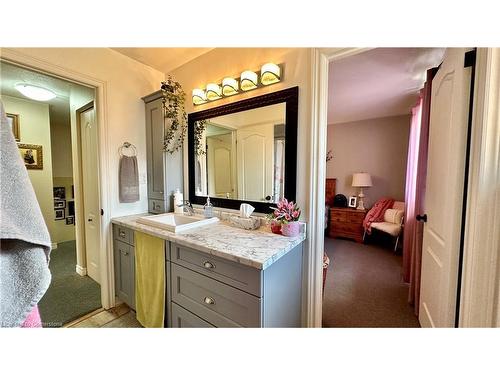 30 Woodfield Avenue, Townsend, ON - Indoor Photo Showing Bathroom