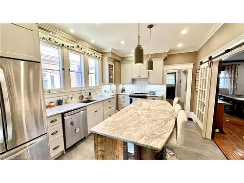 86 Colborne Street S, Simcoe, ON - Indoor Photo Showing Kitchen