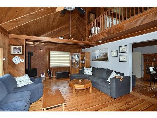 24 Winger Bay Lane, Selkirk, ON - Indoor Photo Showing Living Room