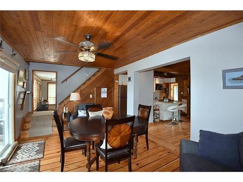 24 Winger Bay Lane, Selkirk, ON - Indoor Photo Showing Dining Room