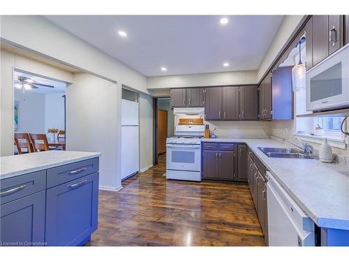 10 First Ave, Port Dover, ON - Indoor Photo Showing Kitchen With Double Sink